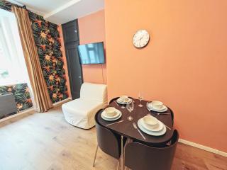 Zizkov studio -004- - Prague - 6