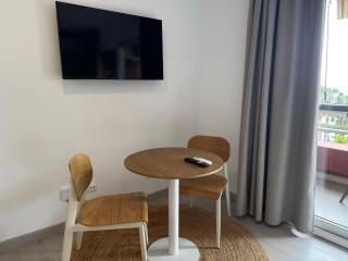 Marbella Beachfront Studio - EaW Homes - Marbella - 3