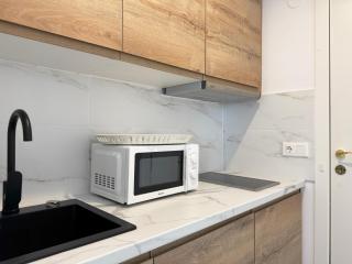 Marbella Beachfront Studio - EaW Homes - Marbella - 4