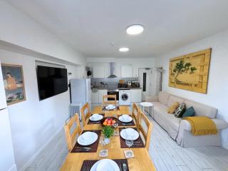 Brighton Coastal Bliss - 3 bedroom Ap for big families and group up to 10 - Nuneaton - 6