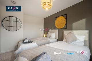 Premium Offers, Last-Minute Escapes, 3 Bedroom House, Free Parking, Sleeps Up to 5, Private Garden, Elevate Living Estates Short Lets & Serviced Apartments Northampton - 6