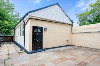 The Coach House by Elite - Liverpool - 4