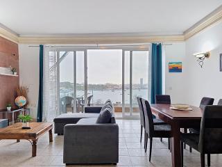 Seafront Sliema City Center Holiday Apartment - - 1
