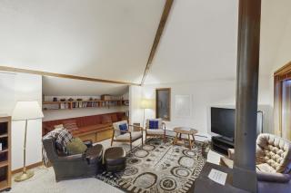 The Eagle's Nest - Otis - 7