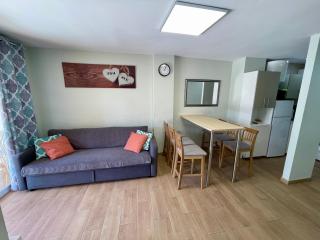 New Square Ibiza - 4