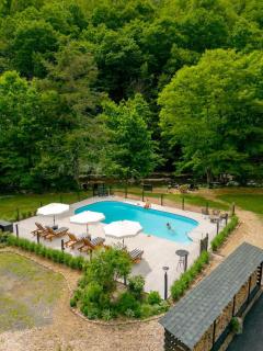 The Bend Micro Resort - Phoenicia - 9
