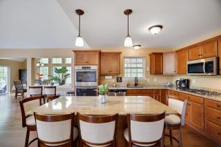 Poconos Masthope 6BR Home Ski Big Bear - Lake Pool - 3