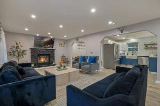 4BR Poconos Escape w Hot Tub, Game Room - PS5 - Tobyhanna - 0