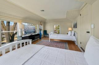 Merrimon Manor Historic Remodel - Asheville - 7