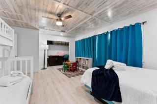 Seminole Beachhouse with Pool.Hottub.putput - 3