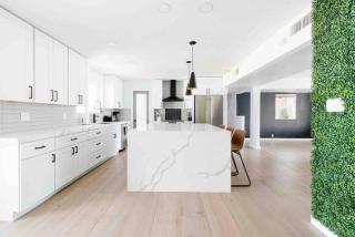 Fun pool home with outdoor shower.bar.Close to Old town - 8