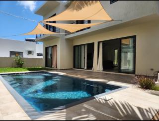 Silver Birch Luxury Villa - Grand Baie - 0