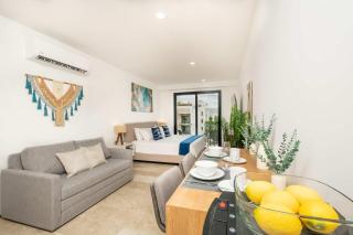 Chic Studio, Oceanview Roof Pool, Balcony, Gym - Playa del Carmen - 1
