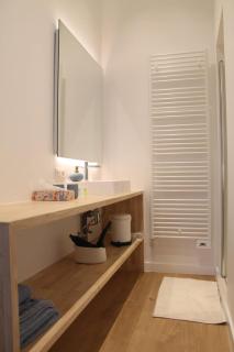 Charming Apartment with Cathedral View in Antwerp on the 2th floor - 3