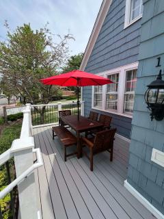 Walk Downtown & River Stylish Cozy Stay w Huge Porch - Saint Charles - 3