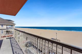 Americana Motor Inn on Boardwalk - Ocean City - 1