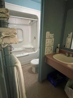 Earlton Motel - Earlton - 8