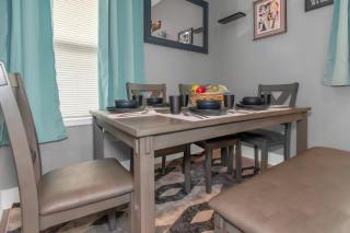 Chic 4BR Home Near AUC&DTWN Attractions - Atlanta - 1