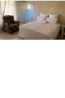 King Room, En-Suite, Near City Centre Windhoek - Windhoek - 5