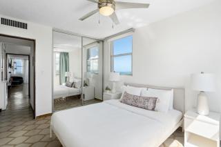 Beachfront Isla Verde Beach Balcony View Pool - San Juan - 7