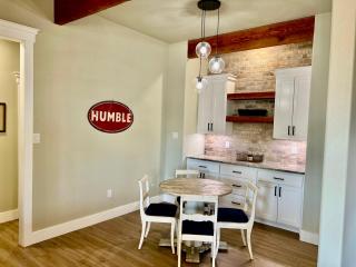 NEW Stunning Views & Lake Access Villa - Granbury - 4