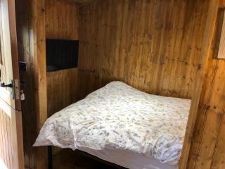 Shepherd Hut Lodge on Farm Waterside Goodwin Farm - Staple Cross - 7