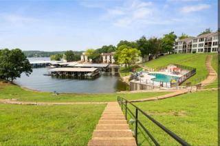 Lakeview Retreat - Lake Ozark - 1