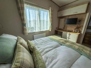 Luxury Lodge With Stunning Full Sea Views At Hopton Ref 80010W - Great Yarmouth - 4