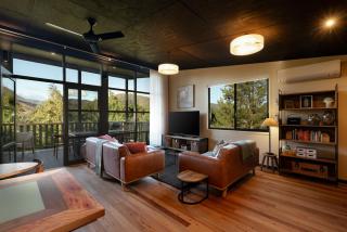 Ned's Bright - Bright - 1