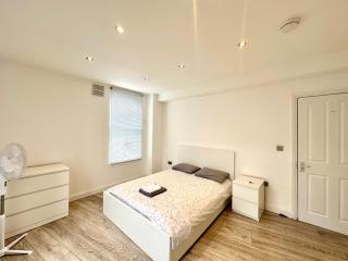 3 Bedrooms Apartment, 5 minutes walk to Marble Arch, Hyde Park - Londra - 0