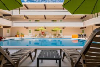 Bananas On The Beach - 4