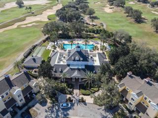 3BR Family Apartment for 8 Peaceful Residential Retreat - 6