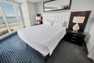 Oceanfront 2-BR Condo with Balcony - Myrtle Beach - Myrtle Beach - 9