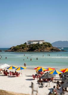 Flat de Luxo 415 com Piscina Próximo à Praia do Forte e Passagem - Cabo Frío - 6