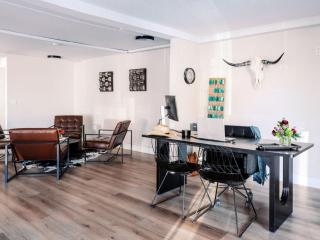 Western Lodge - 3