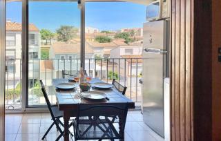 2 Bedroom Stunning Apartment In Agde - 5