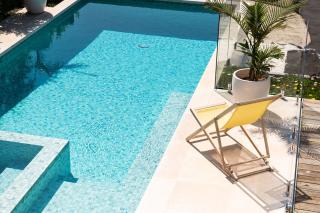 Mount Martha Coastal Retreat - Heated Pool with Water Views - Mount Martha - 4