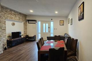 Apartments with a parking space Brdovec, Prigorje - 22481 - - 6