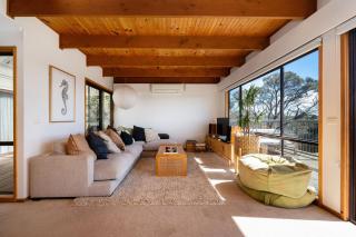 Koonya Treetops with Cedar Spa and sauna - 9