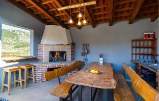 1 Bedroom Beautiful Home In Dol Postira - 1