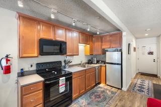 Private/Cozy Kings Beach Retreat - Tahoe Vista - 2