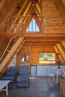 Chalet - - 3