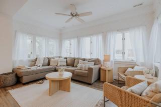 Sun, Sand, & Spacious - Family Friendly Condo - 9