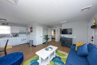 Downtown Delight - Cozy 2 Bedroom in Ocean City - Ocean City - 4