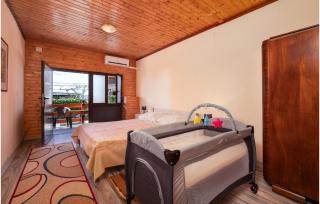 3 Bedroom Lovely Apartment In Labin - Labin - 5