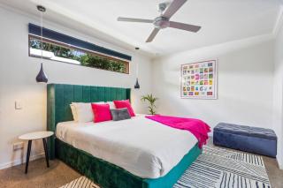 Garden Hideaway - 3