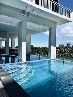 Chic Cozy Metro Hideout - Iloilo City - 6