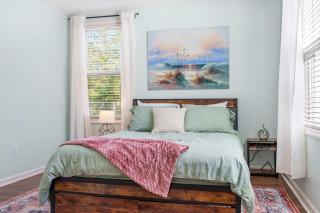 Beachy Bungalow at Jacksonville - 8