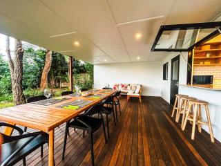 Sapphire House - 0