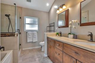 Tropical Bliss - 5BR Pool Spa Games 12 min to dwtn - 4